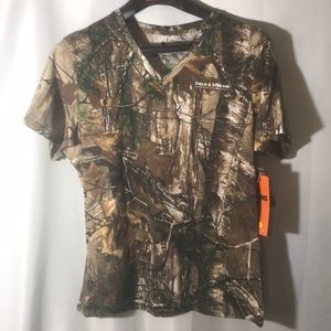 Field & Stream V Neck size Medium Camo